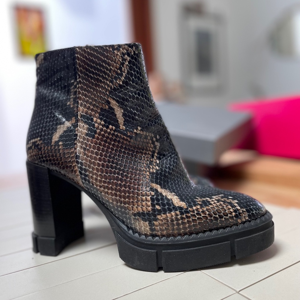 Aquatalia Iola Snake Print Boots, size 8